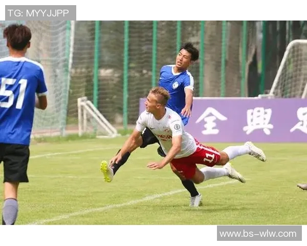 大连一方足球崛起之路：从青训到职业联赛的奋斗与荣耀